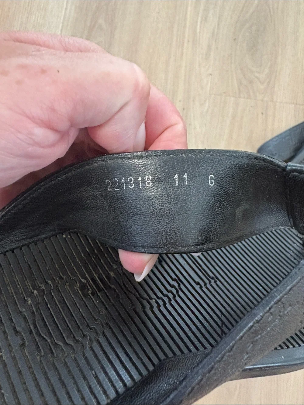 Men's Gucci Flip Flops